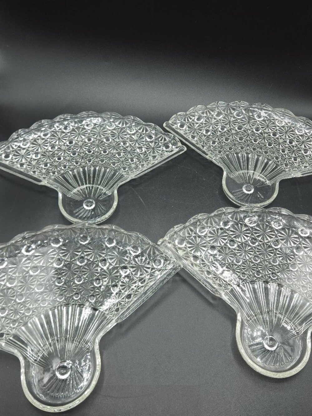 Set of 4 Vintage Daisy & Button Fan Shaped Snack Plates Tea Trays